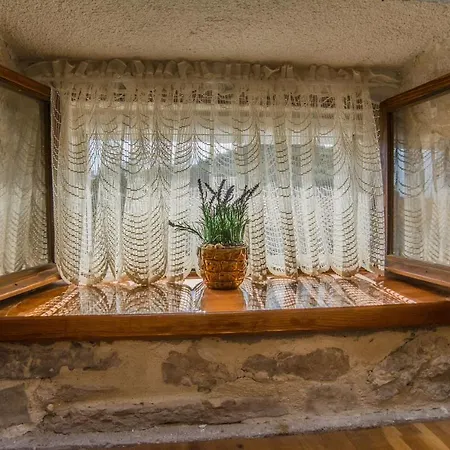 House Sandra